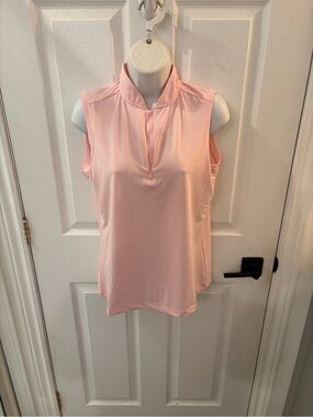 Swansea’s Golf Sleeveless Mock Neck Tank Top in Light Pink